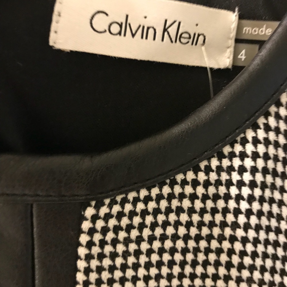Calvin Klein sleeveless dress - Picture 2 of 3
